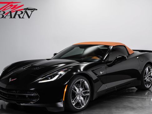 Used 2014 Chevrolet Corvette Stingray Convertible w/ 2LT Preferred Equipment Group RWD image 9