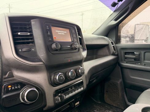 Used 2021 RAM 2500 Tradesman w/ Chrome Appearance Group image 12