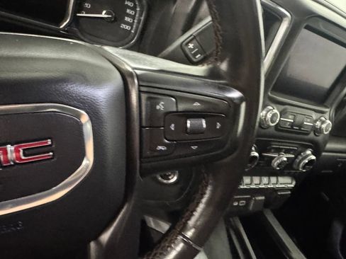 Used 2021 GMC Sierra 1500 AT4 w/ AT4 Premium Package AWD/4WD image 7