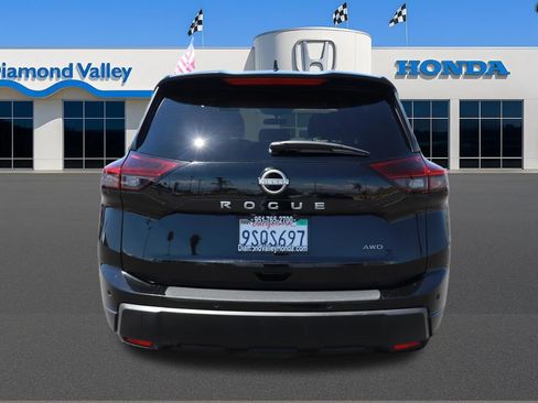 Used 2024 Nissan Rogue S AWD/4WD image 5