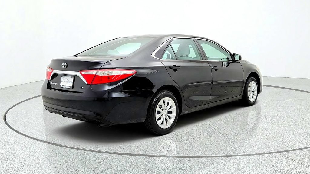 Used 2016 Toyota Camry LE w/ Protection Package (Q2) FWD image 5