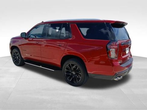 Used 2021 Chevrolet Tahoe Premier w/ Premium Package AWD/4WD image 3