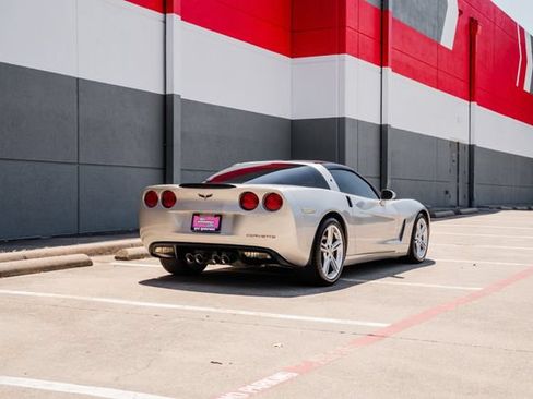Used 2008 Chevrolet Corvette Coupe w/ Preferred Equipment Group RWD image 51