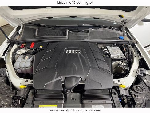 Used 2020 Audi Q7 3.0T Premium Plus w/ Premium Plus Package AWD/4WD image 28