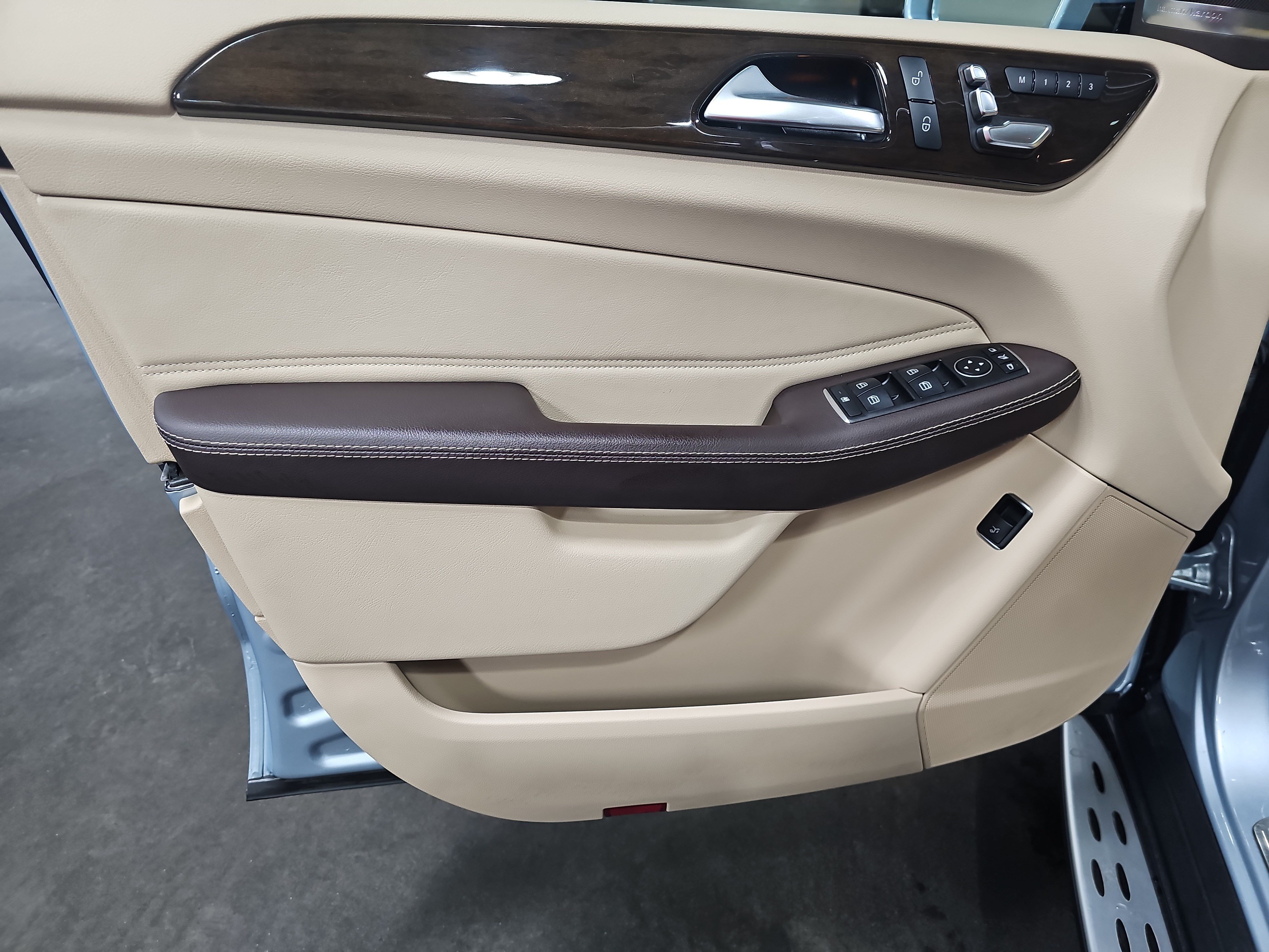 Used 2017 Mercedes-Benz GLE 350 image 28