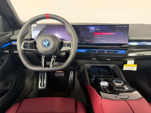 Used 2026 BMW i5 M60 AWD/4WD image 32