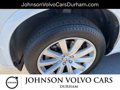 Used 2018 Volvo XC90 T5 Momentum w/ Convenience Package image 18