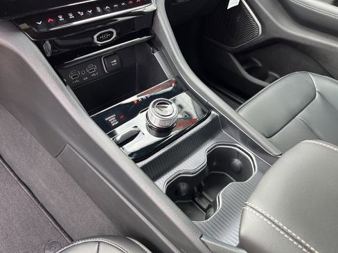 New 2026 Jeep Grand Cherokee Limited image 14