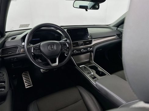 Used 2022 Honda Accord Sport image 18