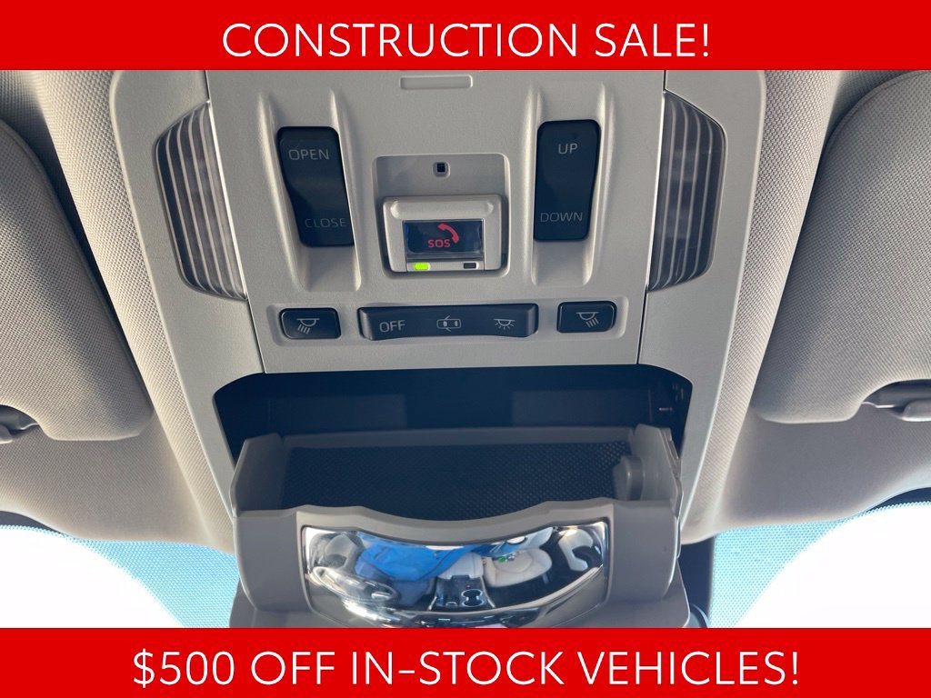 Used 2020 Toyota Highlander Limited FWD image 15