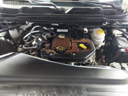 Used 2025 RAM 2500 Limited AWD/4WD image 31
