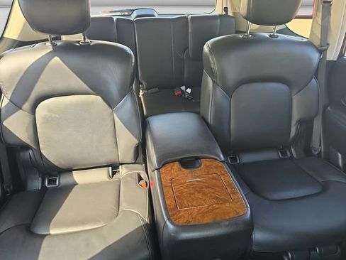 Used 2024 Nissan Armada SL w/ Captain's Chairs Package AWD/4WD image 17