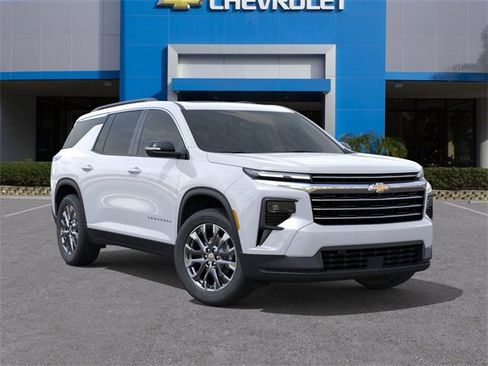 New 2026 Chevrolet Traverse LT image 8