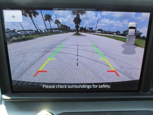 Used 2024 Ford Maverick Lariat w/ FX4 Off-Road Package image 17