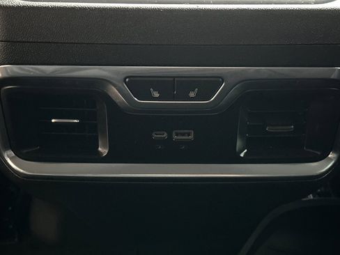 Certified 2024 Chevrolet Silverado 3500 LTZ w/ LTZ Premium Package image 13