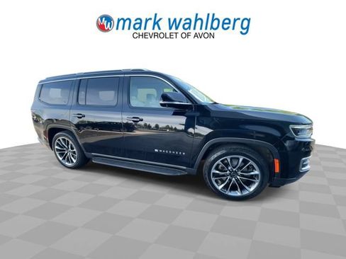 Used 2022 Jeep Wagoneer Series II w/ Convenience Group I AWD/4WD image 5