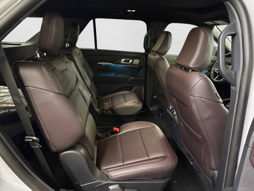 New 2026 Ford Explorer Platinum w/ LUX Leather Package AWD/4WD image 26