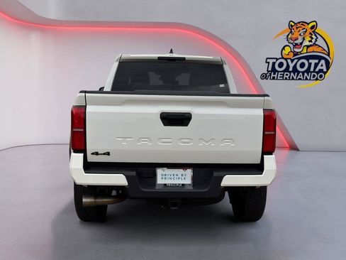 Used 2024 Toyota Tacoma TRD Off-Road image 6