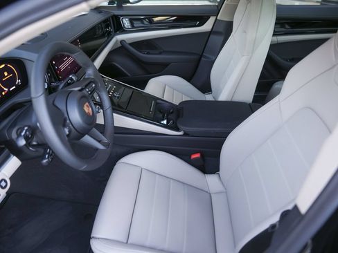 New 2026 Porsche Panamera 4 AWD/4WD image 15