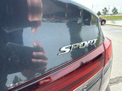Certified 2025 Honda Civic Sport image 5