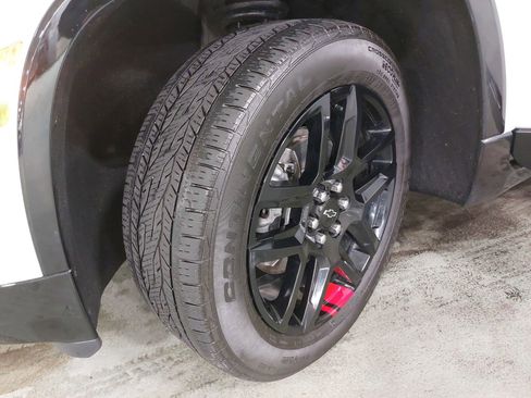 Used 2023 Chevrolet Traverse Premier w/ Redline Edition image 35