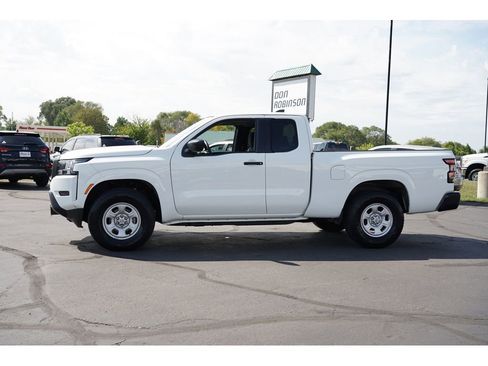 Used 2024 Nissan Frontier S w/ S Utility Package image 6