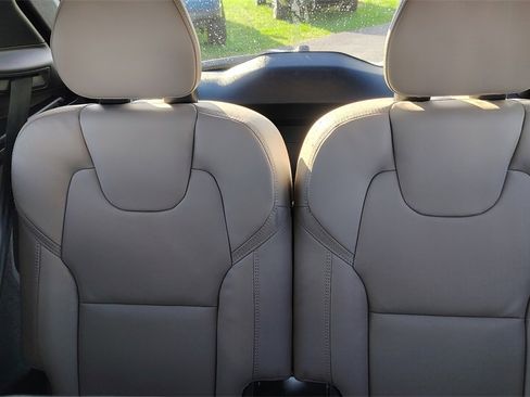 New 2026 Volvo XC90 B6 Ultra image 33