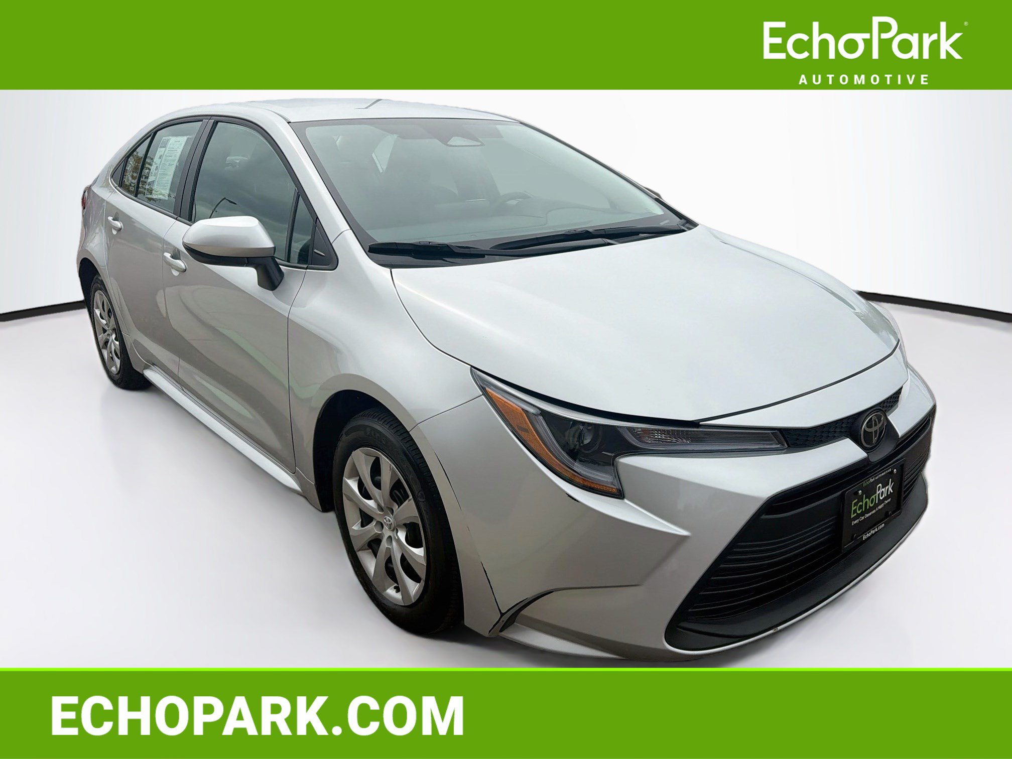 Used 2026 Toyota Corolla LE FWD image 1