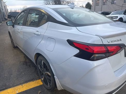 Used 2024 Nissan Versa SR w/ Trunk Package image 8