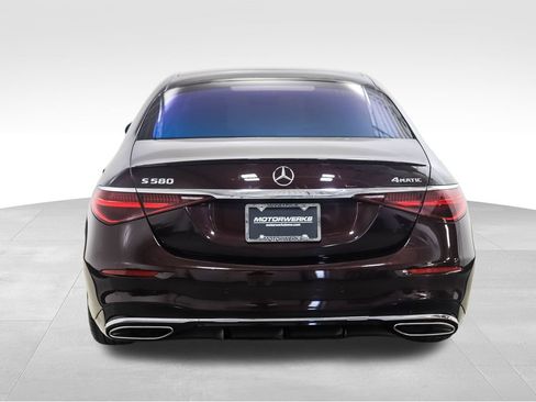 Used 2022 Mercedes-Benz S 580 4MATIC Sedan image 4