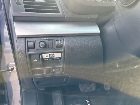Used 2014 Subaru Outback 2.5i Premium AWD/4WD image 24