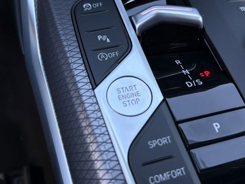 New 2026 BMW 330i Sedan w/ M Sport Package image 9