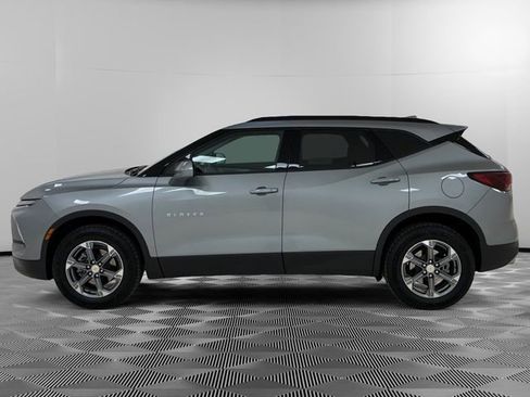 Certified 2025 Chevrolet Blazer LT w/ Convenience Package AWD/4WD image 2