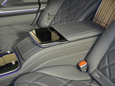 Certified 2023 Mercedes-Benz Maybach S 680 4MATIC image 41