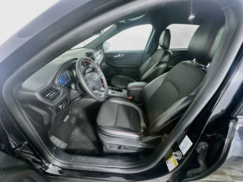 Used 2025 Ford Escape ST-Line FWD image 13