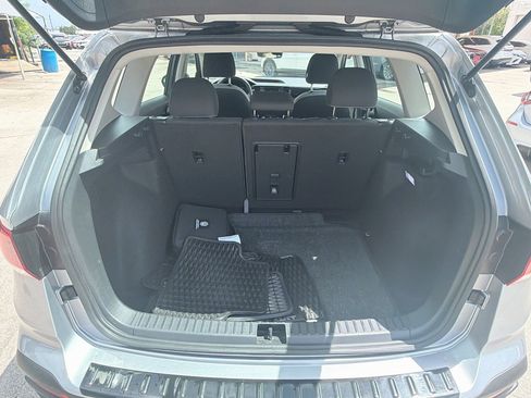 Certified 2024 Volkswagen Taos S FWD image 25
