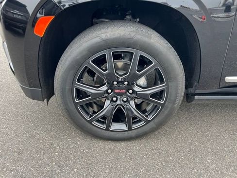 Certified 2024 GMC Yukon XL Denali image 28