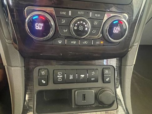 Used 2015 Buick Enclave Premium w/ Trailering Package image 13