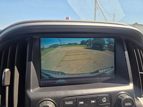 Used 2018 Chevrolet Colorado LT RWD image 26