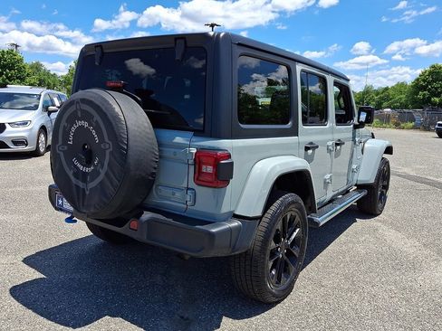 Used 2023 Jeep Wrangler Unlimited Sahara w/ Dual Top Group AWD/4WD image 11