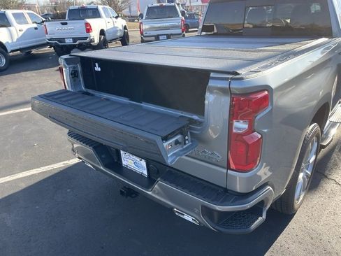 Used 2025 Chevrolet Silverado 1500 High Country w/ High Country Premium Package image 8