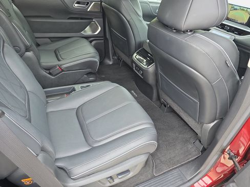 Certified 2025 INFINITI QX80 Sensory AWD/4WD image 11
