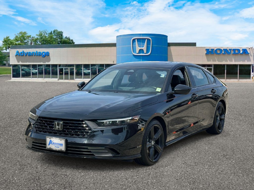 Certified 2024 Honda Accord Sport image 2