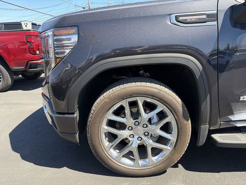 Used 2023 GMC Sierra 1500 Denali w/ Technology Package image 16