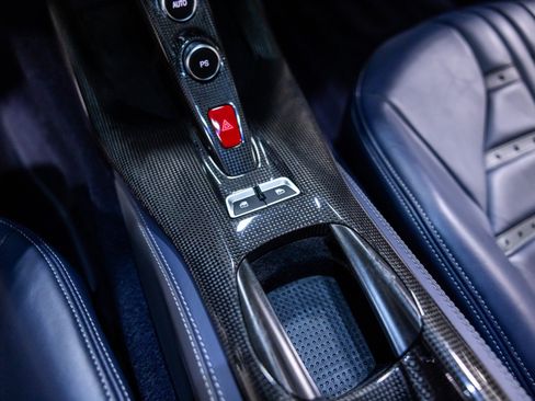 Used 2019 Ferrari 812 Superfast RWD image 50