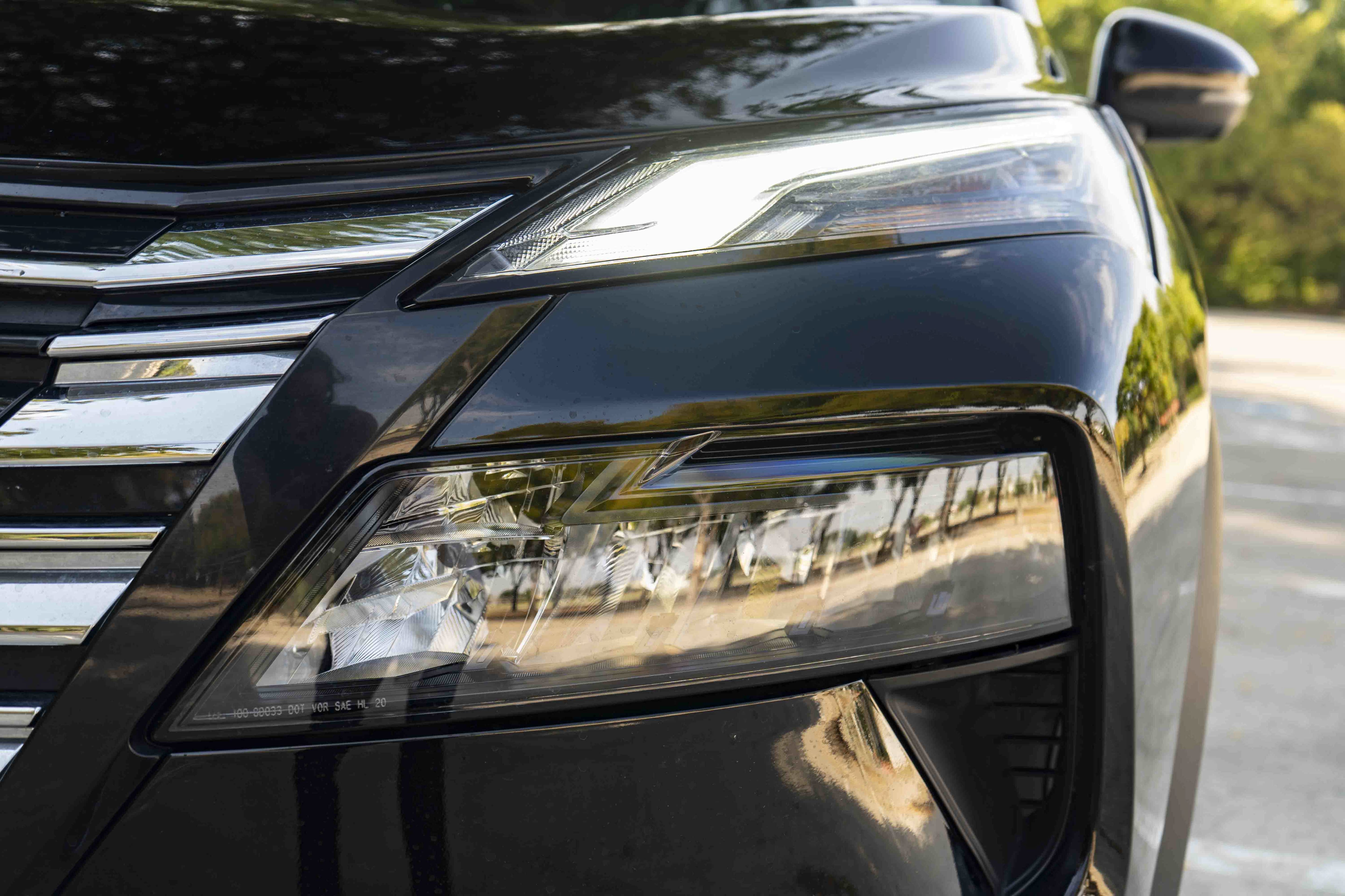 Used 2026 Nissan Rogue SL AWD/4WD image 7