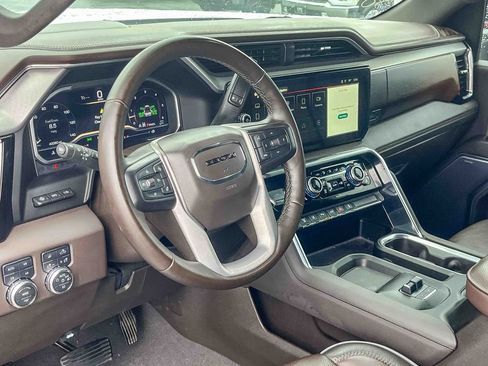 Used 2024 GMC Sierra 3500 Denali w/ Denali Reserve Package image 8