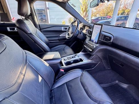 Used 2020 Ford Explorer ST w/ Premium Technology Package image 7