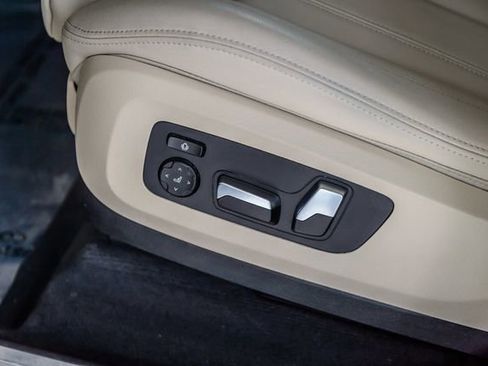 Used 2020 BMW X5 xDrive40i w/ Premium Package image 41