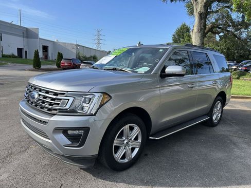 Used 2020 Ford Expedition XLT w/ Equipment Group 202A RWD image 9